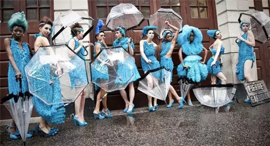 这些极有腔调的好伞，让你从此爱上下雨天-设计中国