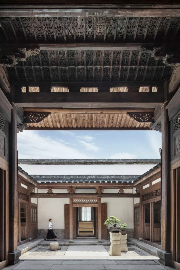于传承中复兴，古朴不乏清雅的中式意境-设计中国